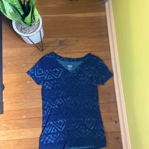 Mossimo supply co. tee shirt with navy pattern xs